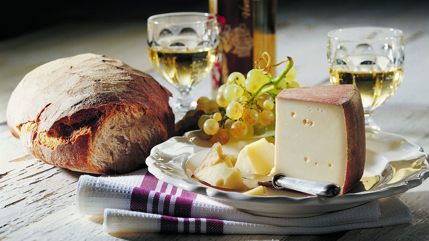 Associations, Vins et Les Fromages de Suisse Fromage suisse