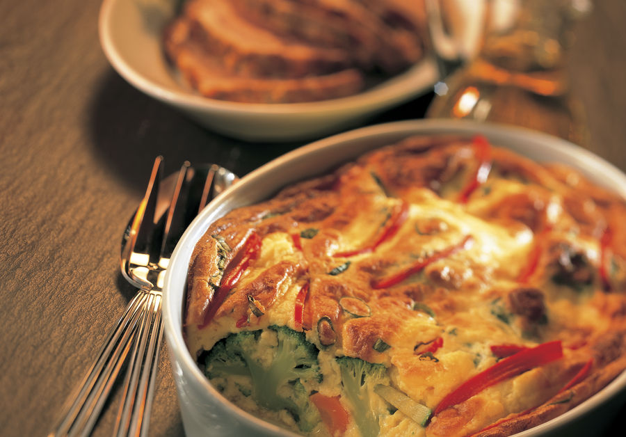 Soufflé aux légumes, Gruyère AOP suisse et Emmentaler AOP suisse