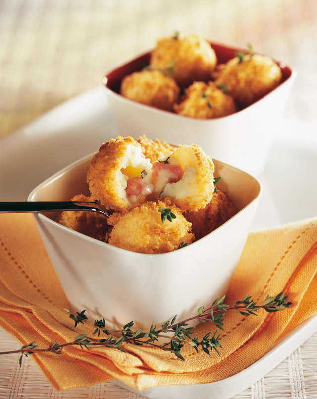 Croquettes de pommes de terre aux lardons et à l'Emmentaler AOP suisse