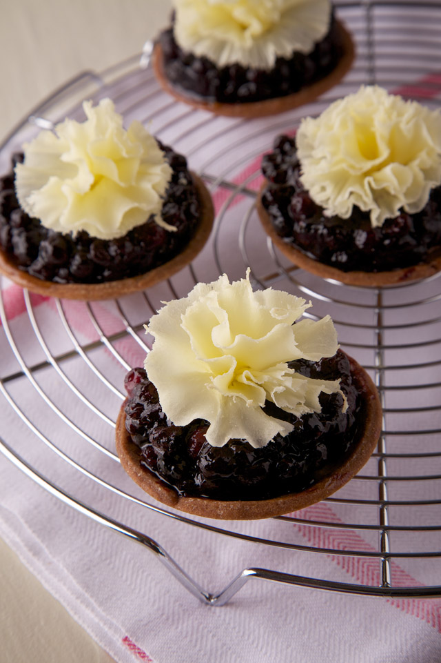 Tartelettes aux myrtilles et Tête de Moine AOP