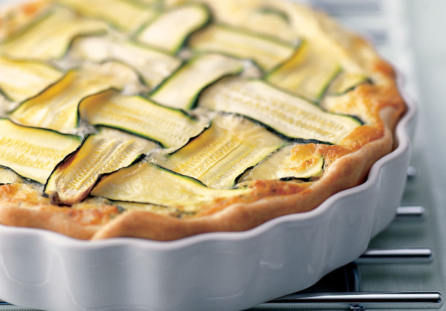 Tarte aux courgettes et au Raclette Suisse®