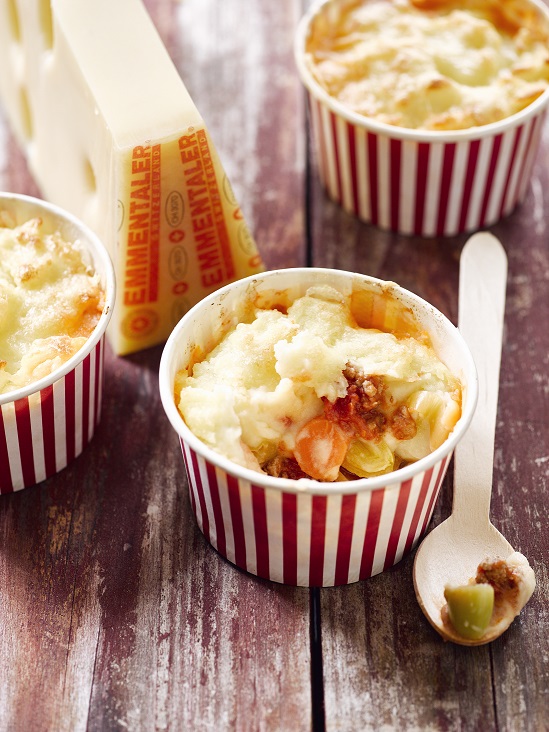 Hachis Parmentier de boeuf aux carottes, poireaux et Emmentaler AOP suisse