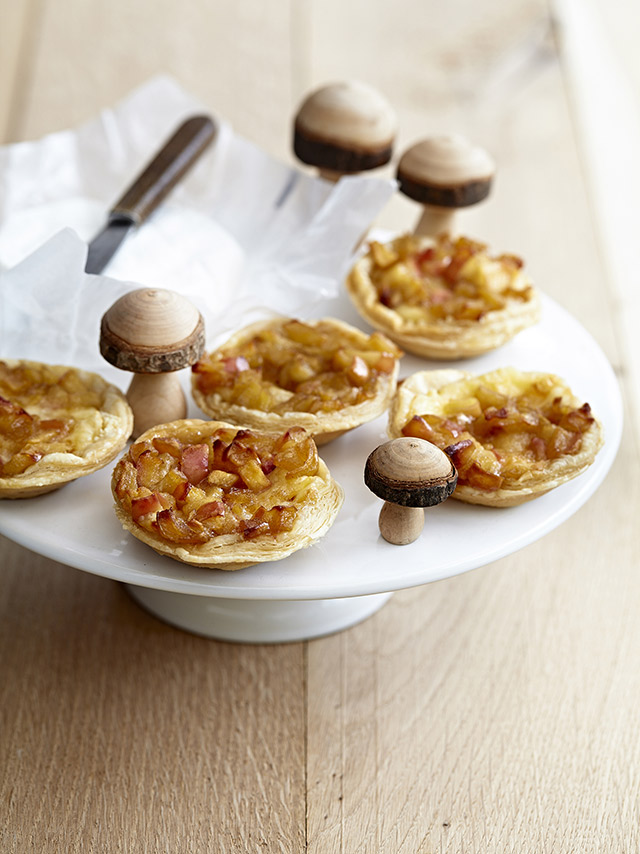 Tartelettes à la Tomme Vaudoise et pommes caramélisées