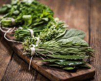 Associations, les herbes aromatiques et Les Fromages de Suisse